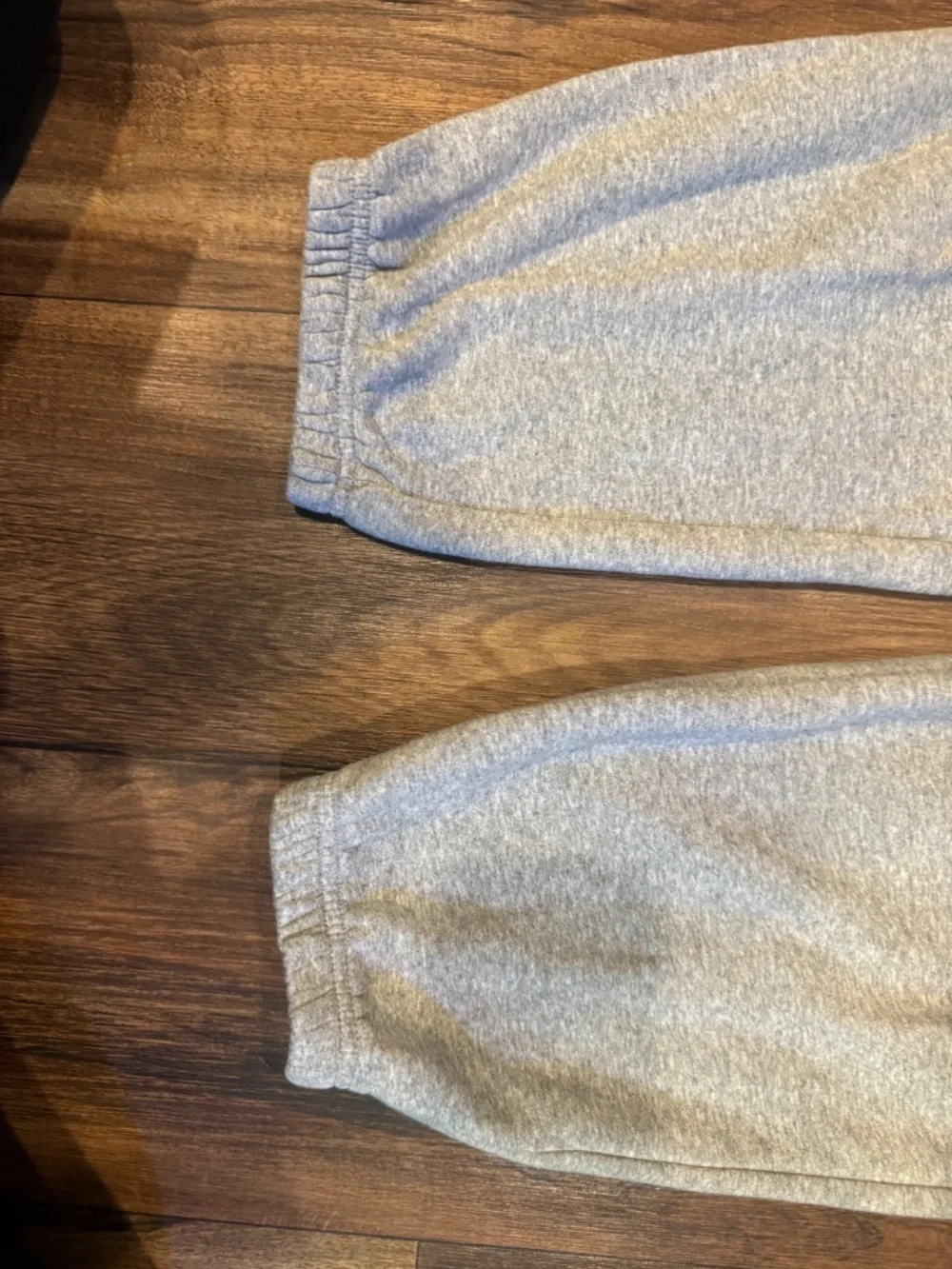 Nike Women’s Grey Fleece Jogger Sweatpants Small